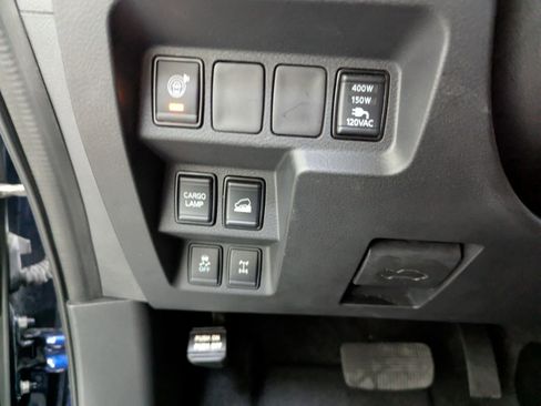 Used 2023 Nissan Frontier PRO-4X w/ Pro-4X Premium Package image 22