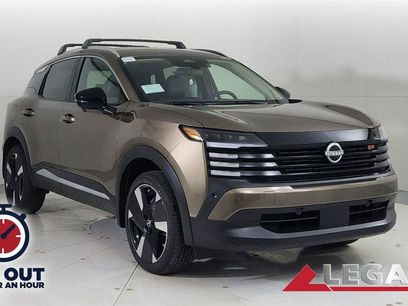 New 2026 Nissan Kicks SR w/ Cold Weather Package