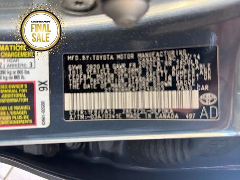 Used 2015 Toyota Corolla L image 17