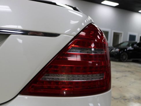 Used 2013 Mercedes-Benz S 550 4MATIC w/ Sport Pkg image 27