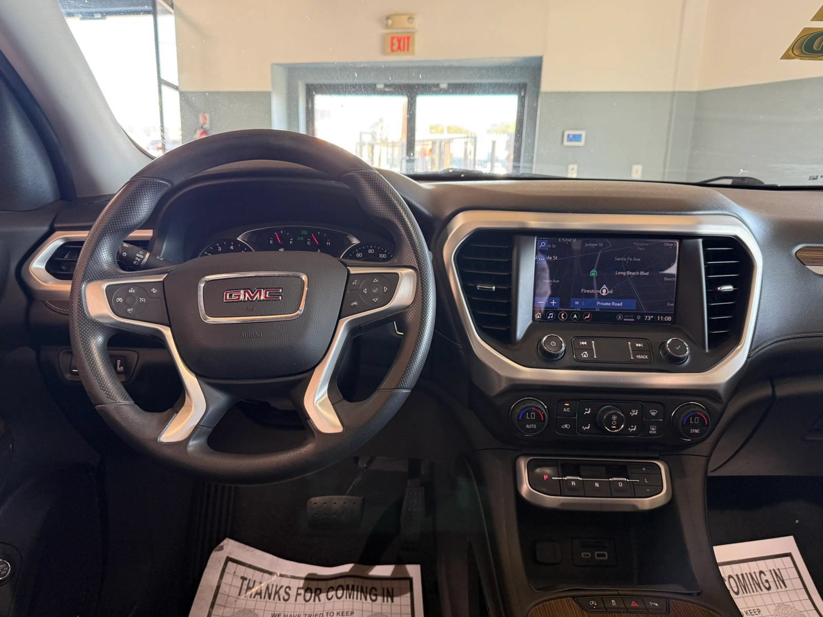 Used 2022 GMC Acadia SLE w/ Driver Convenience Package FWD image 15