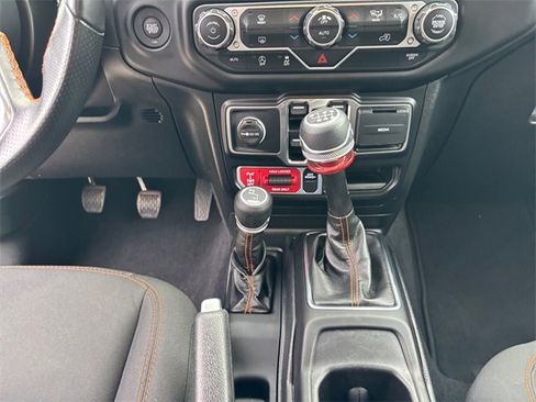 Used 2021 Jeep Gladiator Mojave w/ Trailer Tow Package image 11