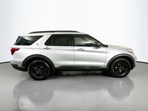 Used 2022 Ford Explorer Timberline image 4