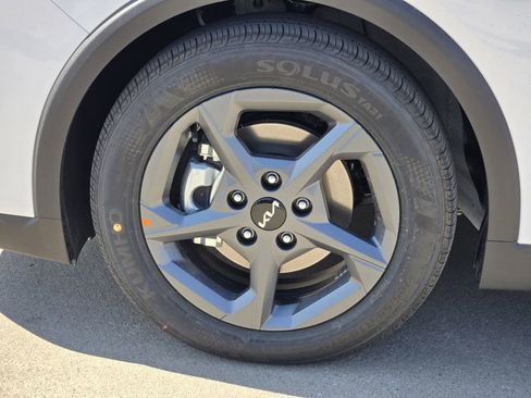 New 2026 Kia K4 FWD image 8