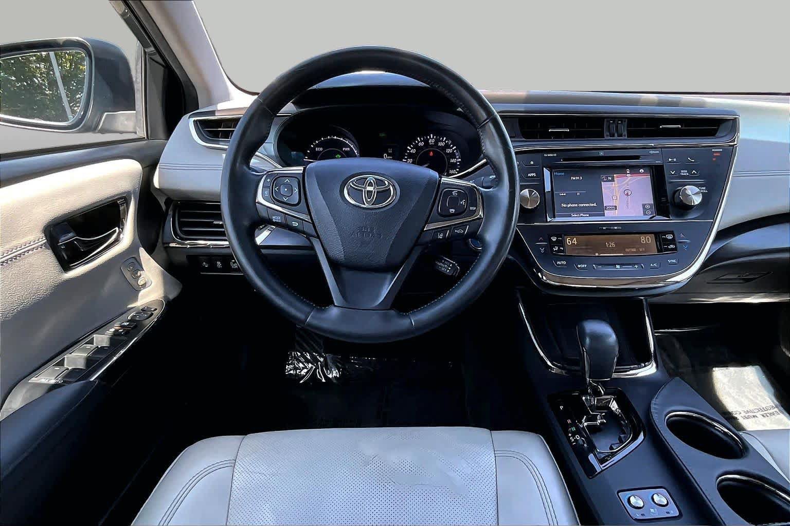 Used 2017 Toyota Avalon Limited FWD image 6
