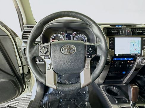 Used 2022 Toyota 4Runner Limited RWD image 15