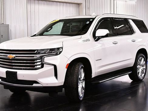 Used 2022 Chevrolet Tahoe High Country image 3