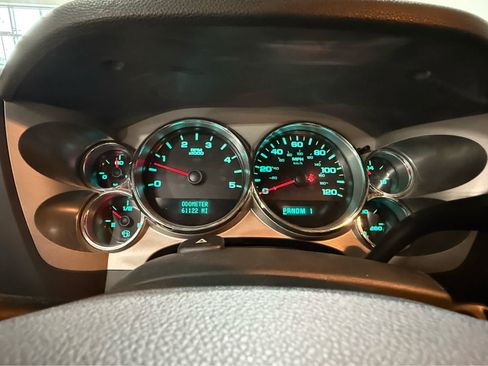 Used 2008 Chevrolet Silverado 2500 LT w/ Safety Package AWD/4WD image 27