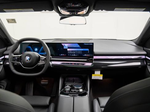 New 2026 BMW 530i xDrive 530i xDrive image 9