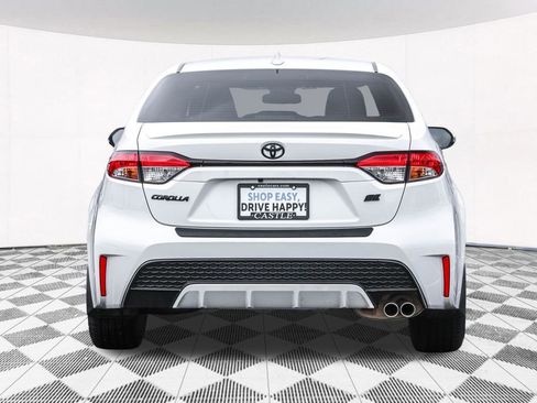 Used 2022 Toyota Corolla SE image 11