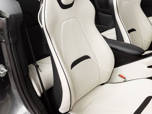 Used 2024 Ferrari Roma Spider image 64