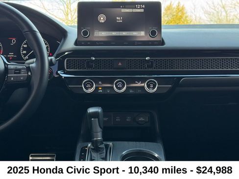 Used 2025 Honda Civic Sport image 15