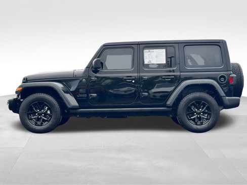 Used 2023 Jeep Wrangler Unlimited Sport AWD/4WD image 4