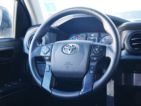 Used 2022 Toyota Tacoma SR image 15