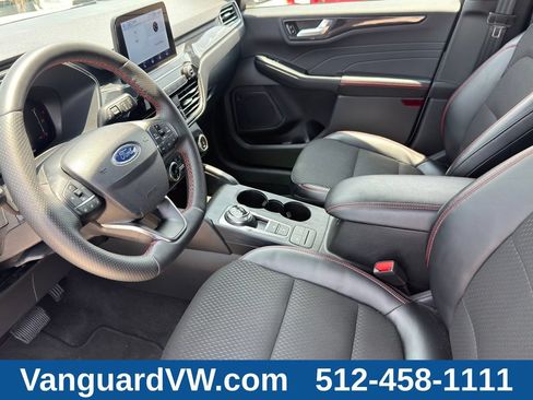 Used 2025 Ford Escape ST-Line Select AWD/4WD image 10