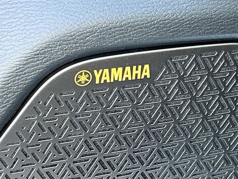 New 2026 Mitsubishi Outlander SE image 18