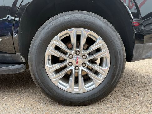 Used 2021 GMC Yukon SLT w/ SLT Premium Package RWD image 17
