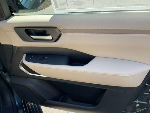 New 2026 Nissan Armada Platinum image 29