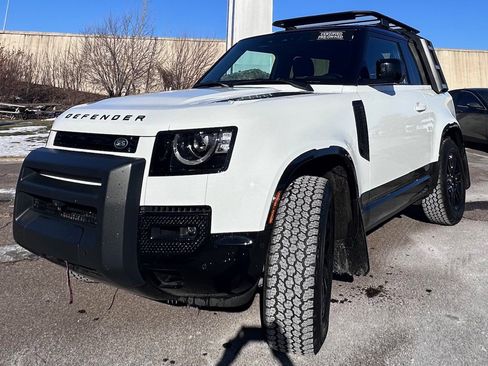 Certified 2023 Land Rover Defender 90 X-Dynamic SE image 1