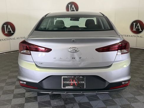 Used 2020 Hyundai Elantra SE w/ Cargo Package (C1) image 7