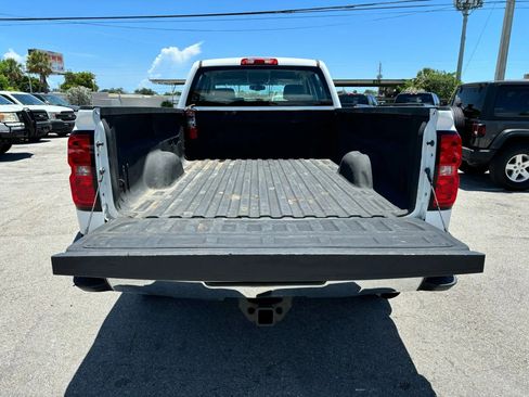 Used 2019 Chevrolet Silverado 2500 W/T AWD/4WD image 9
