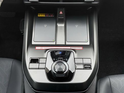 New 2026 Subaru Uncharted AWD image 17