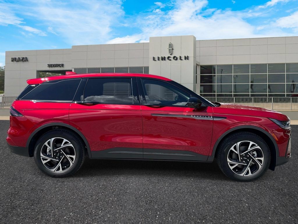 New 2026 Lincoln Nautilus Premier w/ Equipment Group 102A AWD/4WD image 2