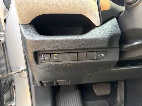 Used 2024 Toyota RAV4 XLE w/ Convenience Package FWD image 20