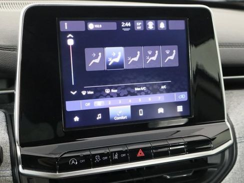 Used 2022 Jeep Compass Latitude AWD/4WD image 37