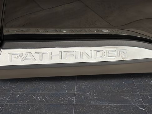 Used 2025 Nissan Pathfinder Platinum w/ Cargo Package AWD/4WD image 43