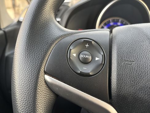 Used 2016 Honda Fit LX image 19