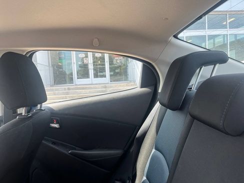 Used 2018 Toyota Yaris iA FWD image 10
