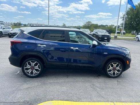 Used 2022 Kia Seltos SX AWD/4WD image 2
