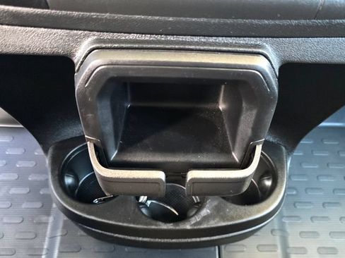 Used 2025 RAM ProMaster 2500 w/ Convenience Group FWD image 16