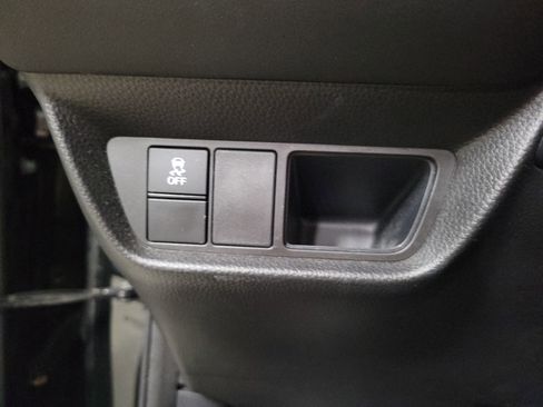 Certified 2023 Honda HR-V LX image 17