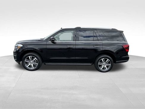 Used 2024 Ford Expedition Limited image 7