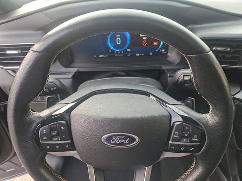 Certified 2022 Ford Explorer ST w/ Equipment Group 401A image 19