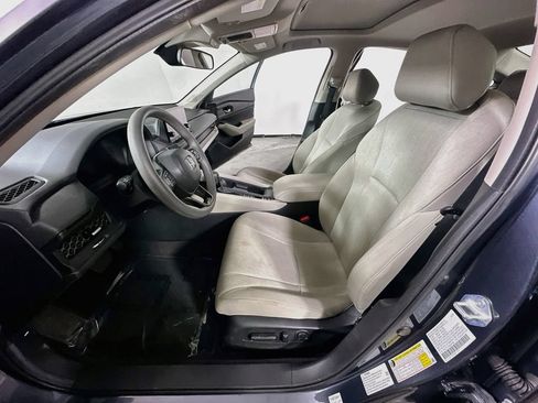 Used 2025 Honda Accord SE image 17