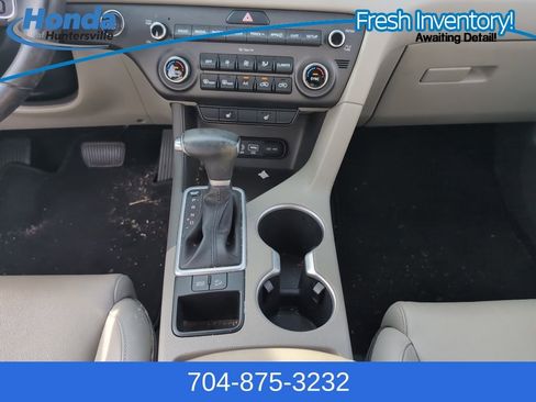 Used 2017 Kia Sportage EX image 18