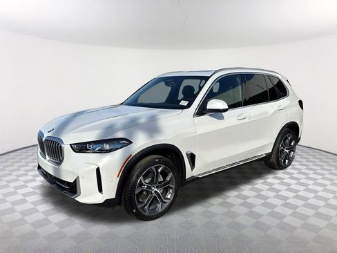 New 2026 BMW X5 sDrive40i RWD image 2