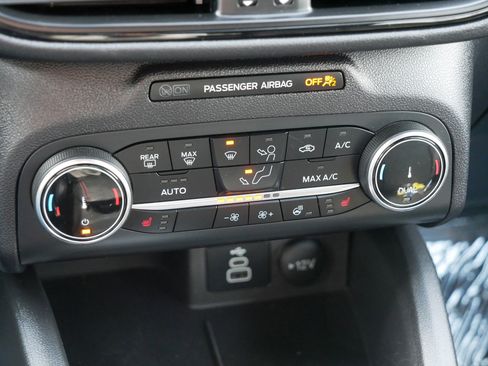 Used 2025 Ford Escape ST-Line Select AWD/4WD image 23