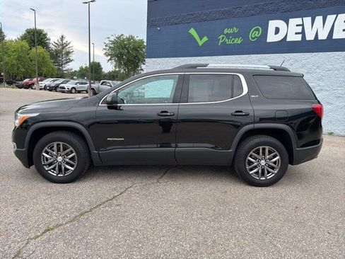Used 2018 GMC Acadia SLT AWD/4WD image 2