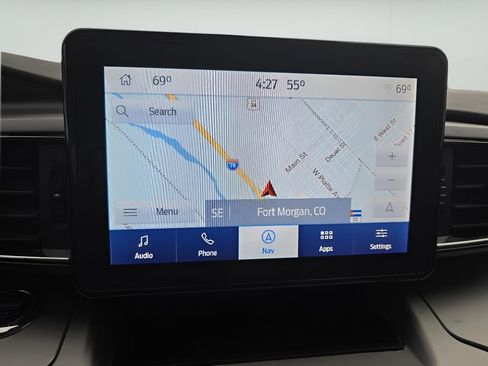 Used 2022 Ford Explorer XLT w/ Equipment Group 202A AWD/4WD image 22