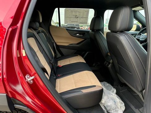 New 2026 Chevrolet Equinox ACTIV FWD image 14