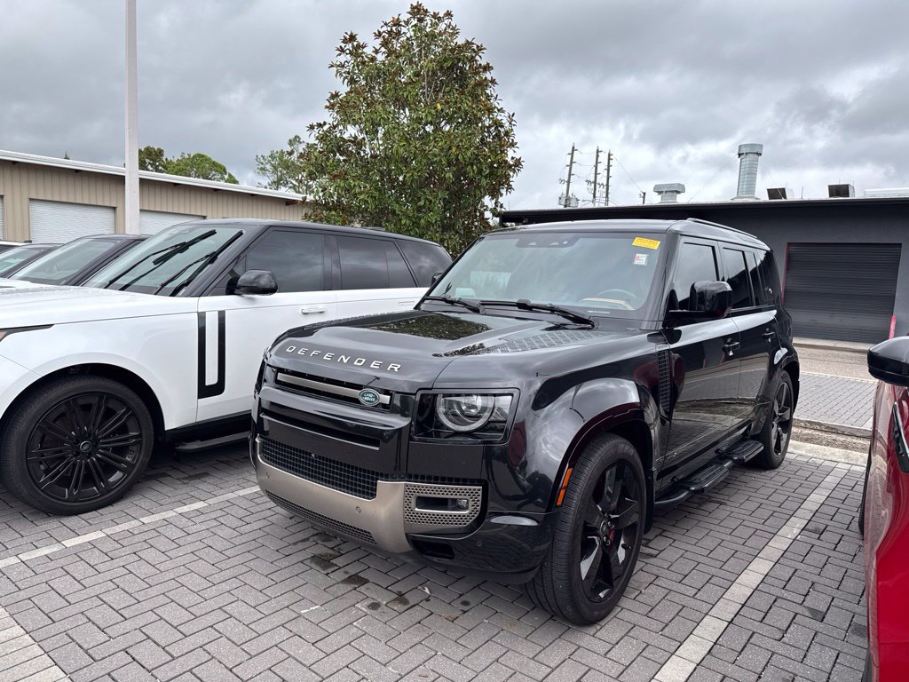 Used 2021 Land Rover Defender 110 X AWD/4WD image 1