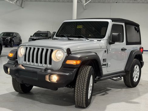 Used 2022 Jeep Wrangler Sport S image 15
