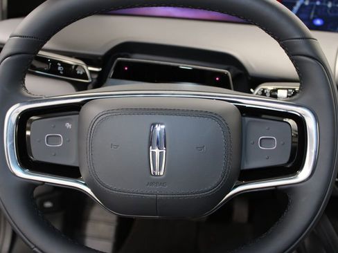 New 2025 Lincoln Nautilus Premier w/ Equipment Group 102A image 33