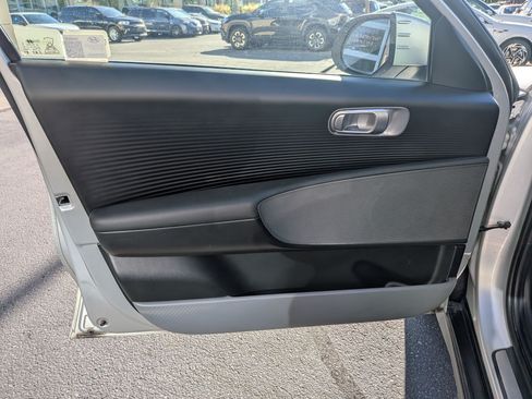 Used 2024 Hyundai Ioniq 6 SEL AWD/4WD image 15