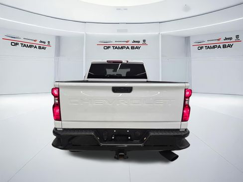 Used 2025 Chevrolet Silverado 2500 Custom w/ Custom Value Package AWD/4WD image 5