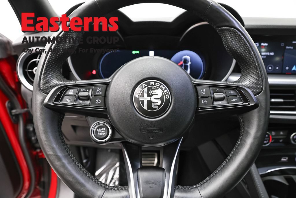 Used 2024 Alfa Romeo Stelvio Ti w/ Active Assist Plus Package AWD/4WD image 11
